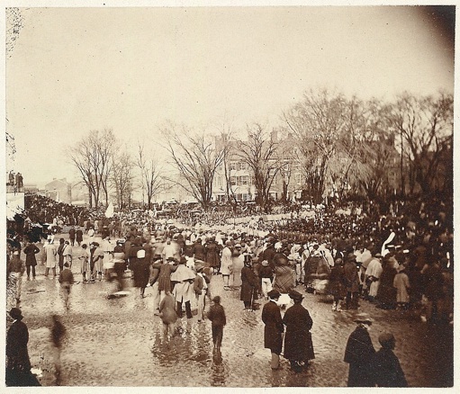 Crowd at Lincoln's second inaugural